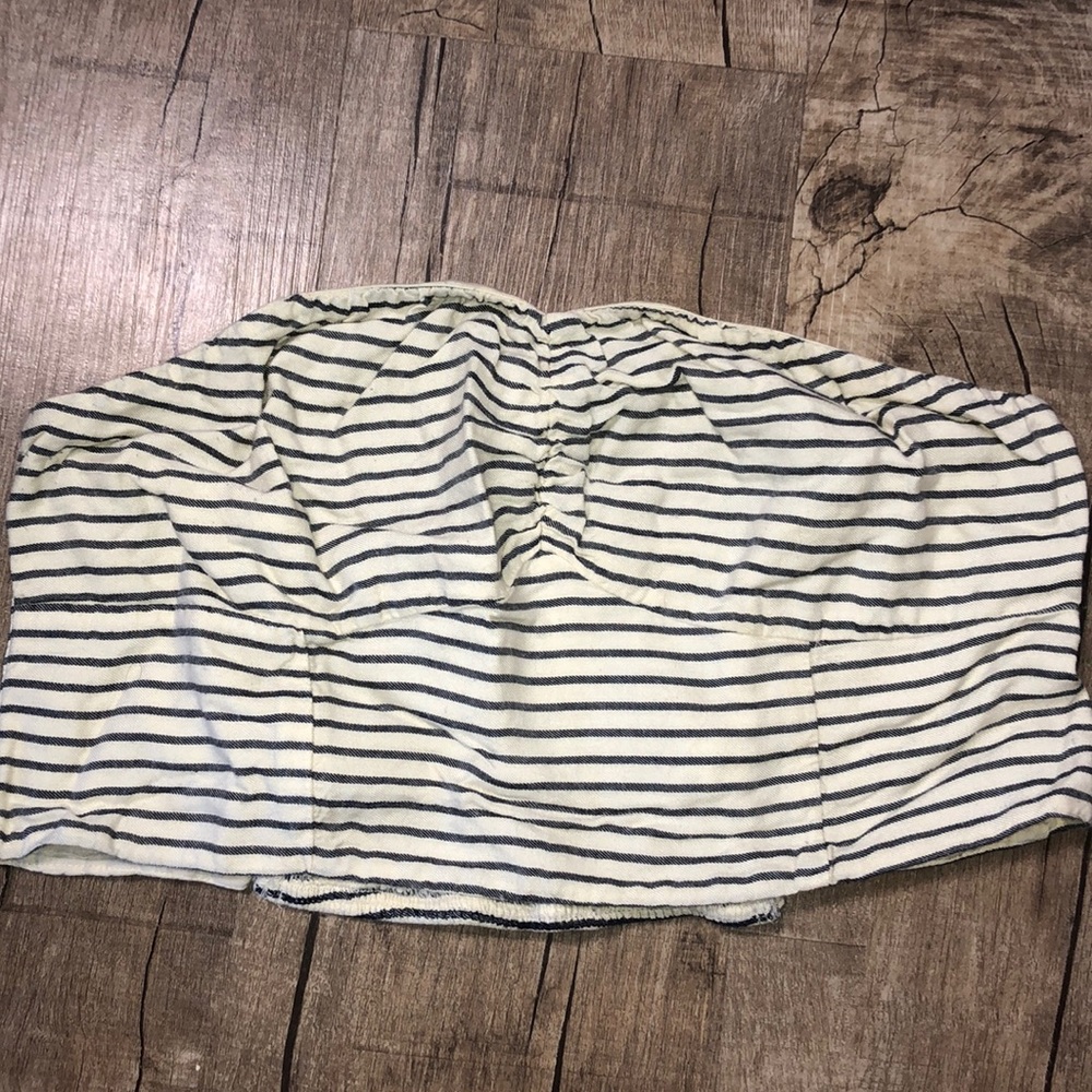 Women’s American Eagle Crop Top